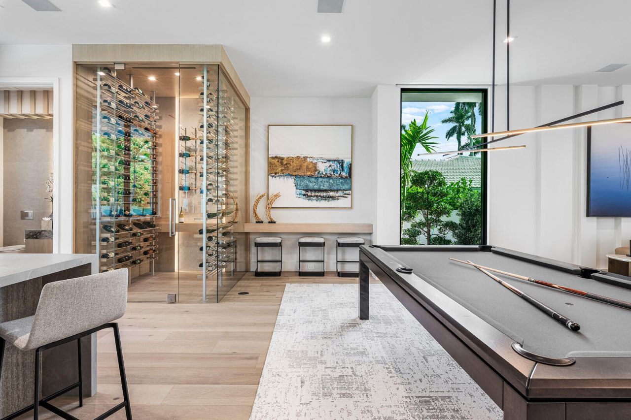 481 Thatch Palm Drive, Boca Raton, FL 33432 Photo