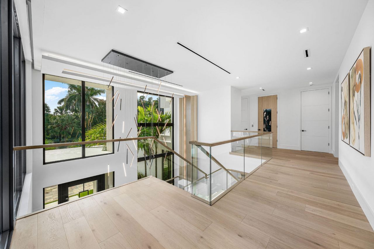 481 Thatch Palm Drive, Boca Raton, FL 33432 Photo