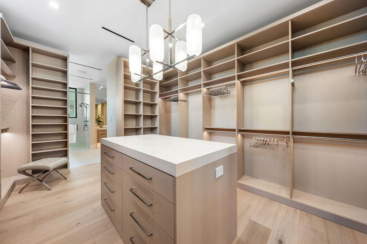 481 Thatch Palm Drive, Boca Raton, FL 33432 Photo