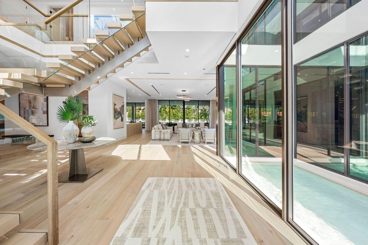 481 Thatch Palm Drive, Boca Raton, FL 33432 Photo