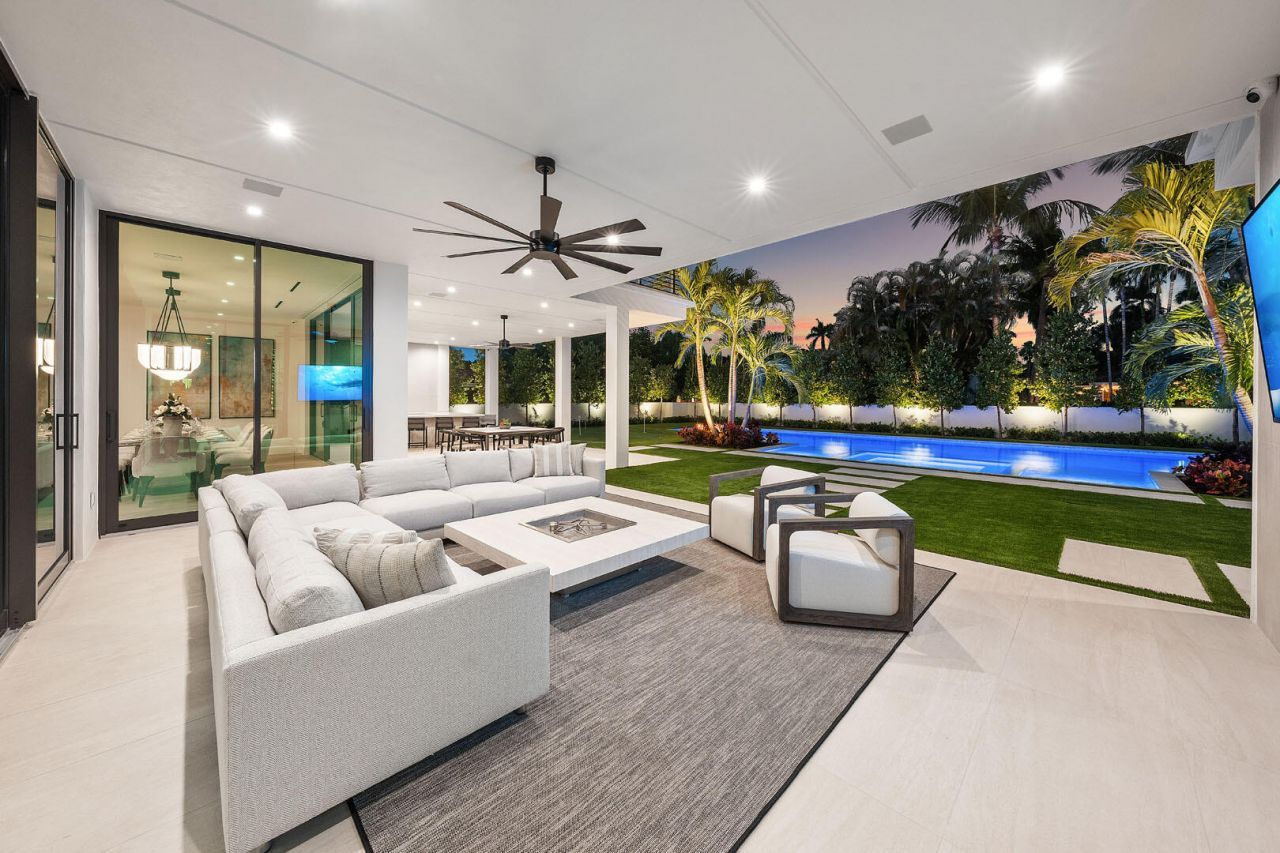 481 Thatch Palm Drive, Boca Raton, FL 33432 Photo