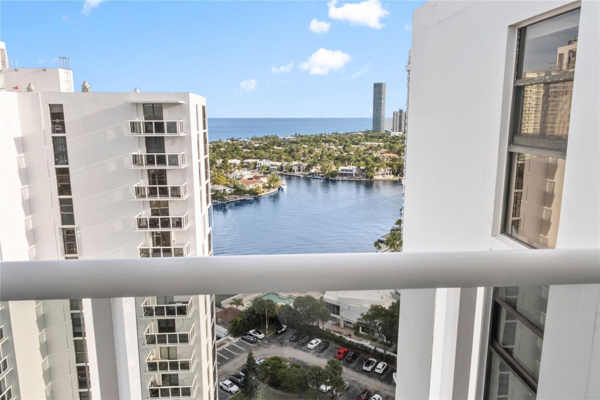 20505 E Country Club Drive, Unit PH33, Aventura, FL 33180 Photo