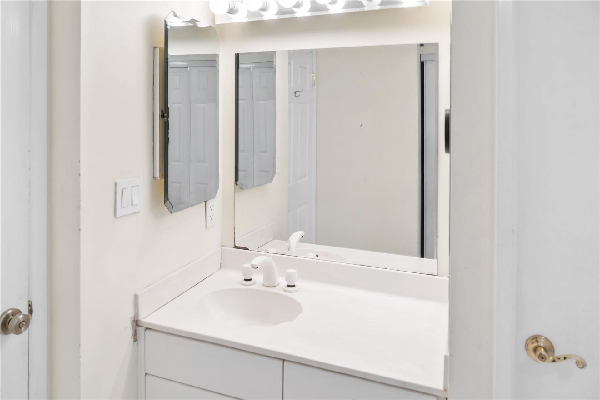 20505 E Country Club Drive, Unit PH33, Aventura, FL 33180 Photo