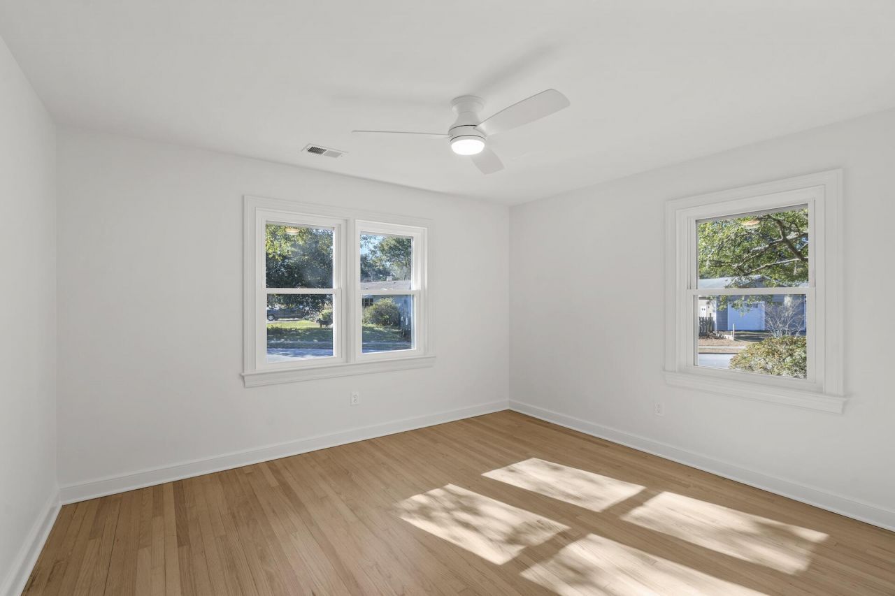 5000 Lancaster Street Photo 22