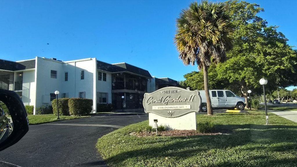 2810 Riverside Drive, Unit 202, Coral Springs, FL 33065 Photo