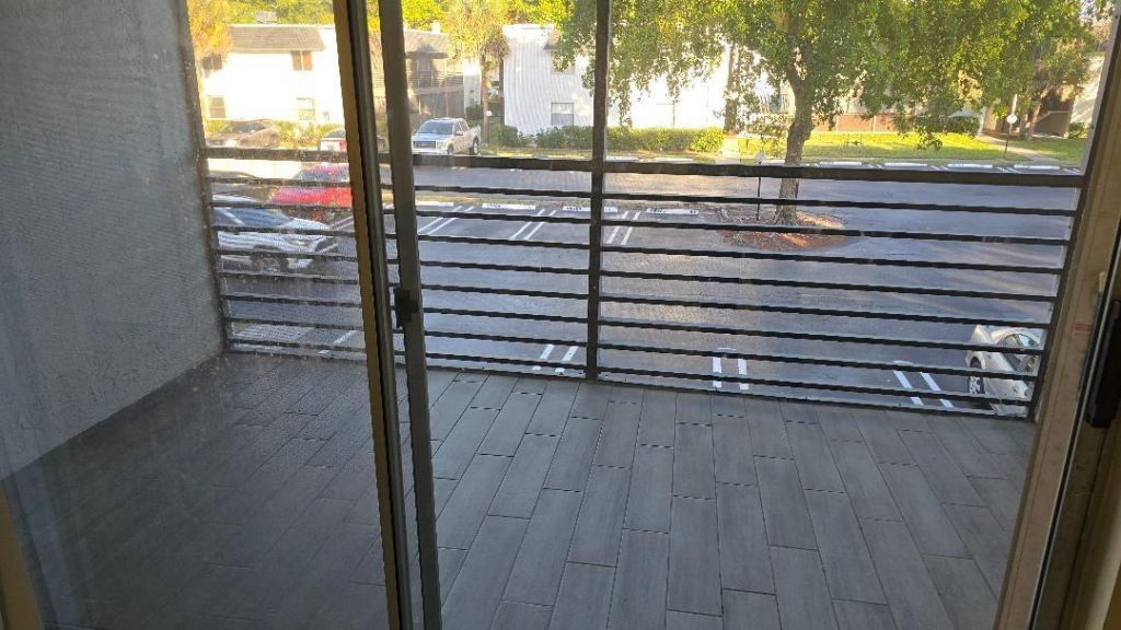 2810 Riverside Drive, Unit 202, Coral Springs, FL 33065 Photo