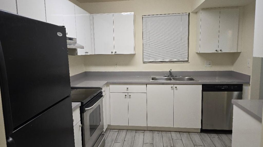 2810 Riverside Drive, Unit 202, Coral Springs, FL 33065 Photo