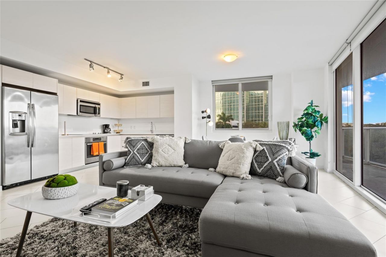 4250 Biscayne Boulevard, Unit 402, Miami, FL 33137 Photo