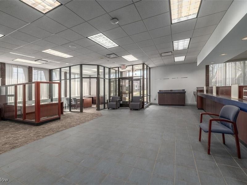 365 E 200th Street, Euclid, OH 44119 Photo 10