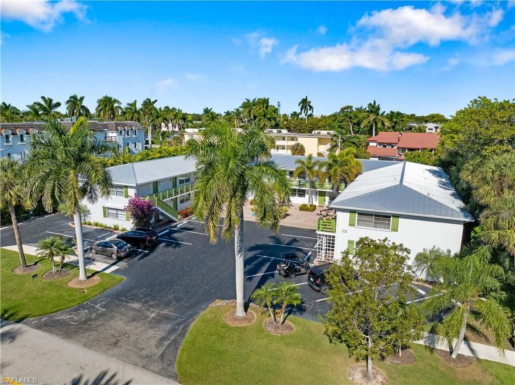 975 9th Ave S, Unit 1, Naples, FL 34102 Photo