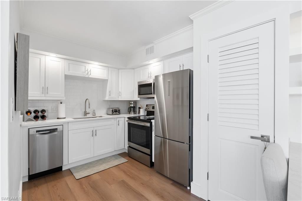 975 9th Ave S, Unit 1, Naples, FL 34102 Photo