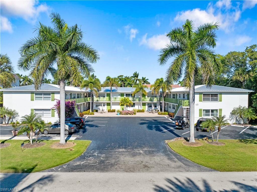 975 9th Ave S, Unit 1, Naples, FL 34102 Photo