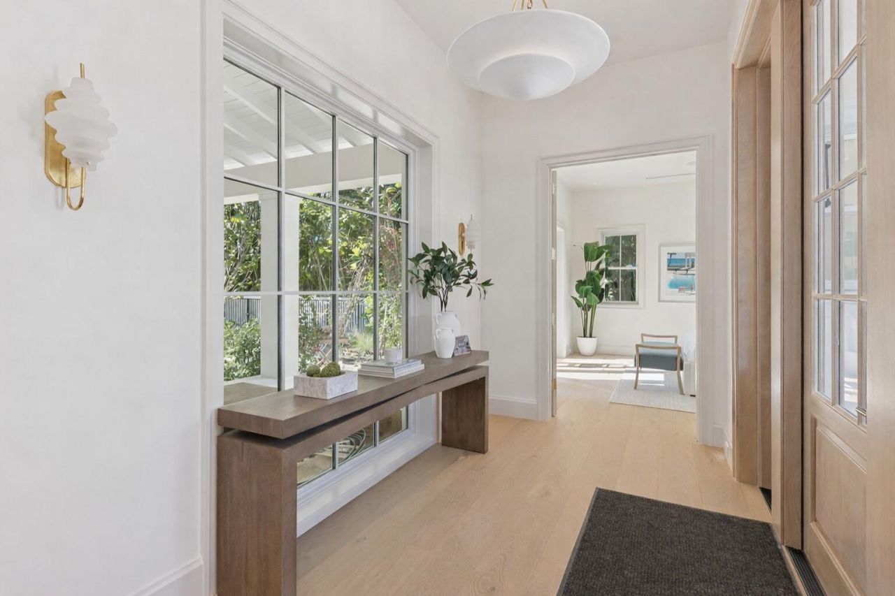 232 La Puerta Way, Palm Beach, FL 33480 Photo