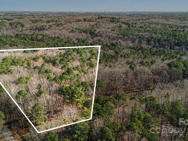 9026 Island Point Road, Charlotte, NC 28278