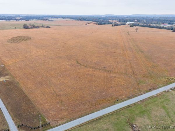 4 W 430, Adair, OK 74330