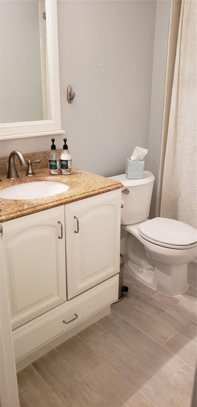 9999 Summerbreeze Dr, Unit 720, Sunrise, FL 33322 Photo