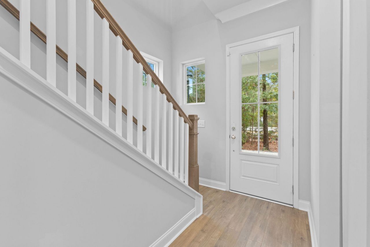 103 Ilderton Street Photo 20