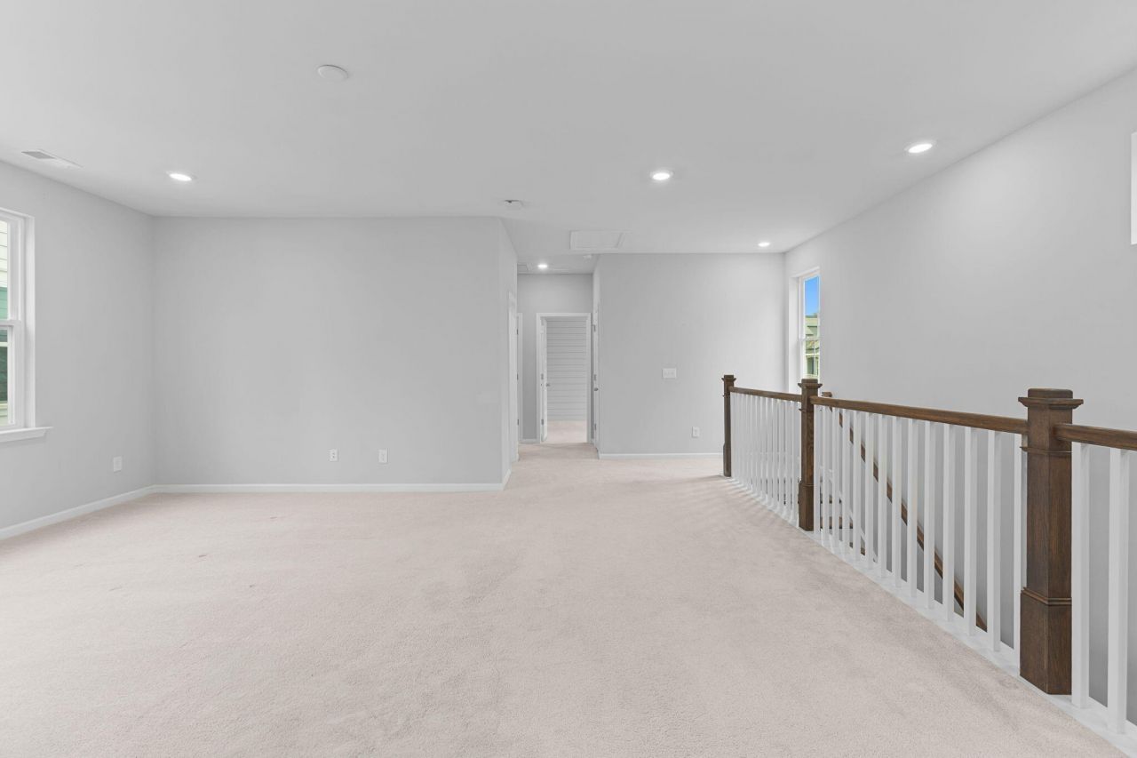 103 Ilderton Street Photo 22