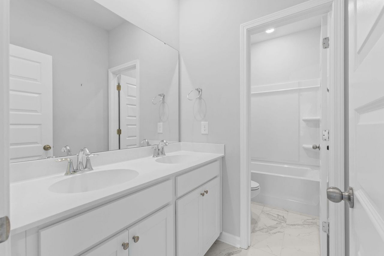 103 Ilderton Street Photo 26