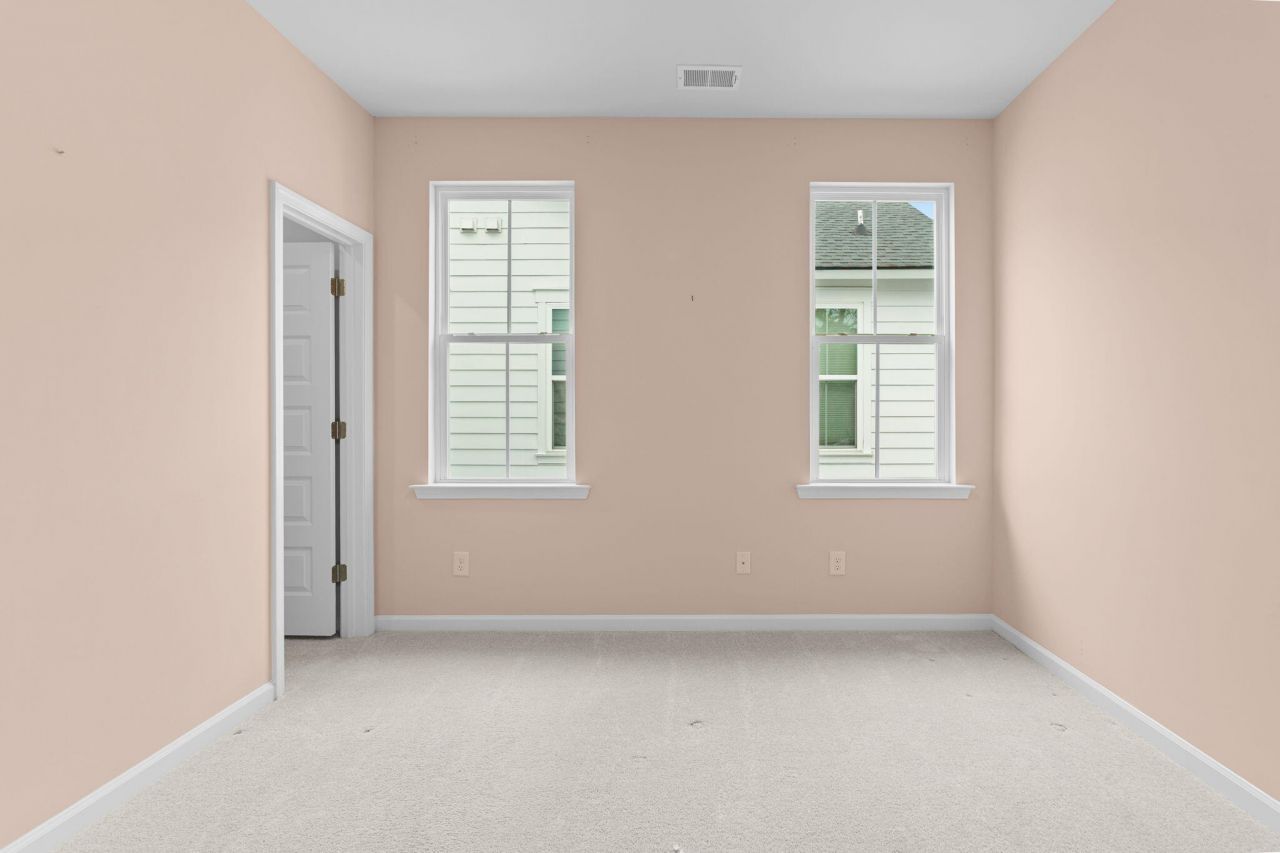 103 Ilderton Street Photo 27