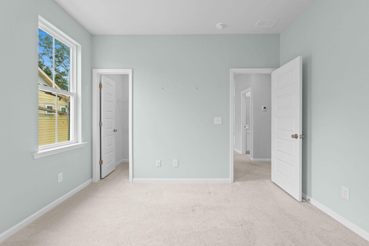 103 Ilderton Street Photo 30