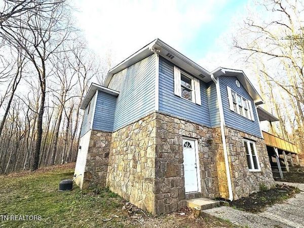 416 Walker Hollow Drive, Monterey, TN 38574