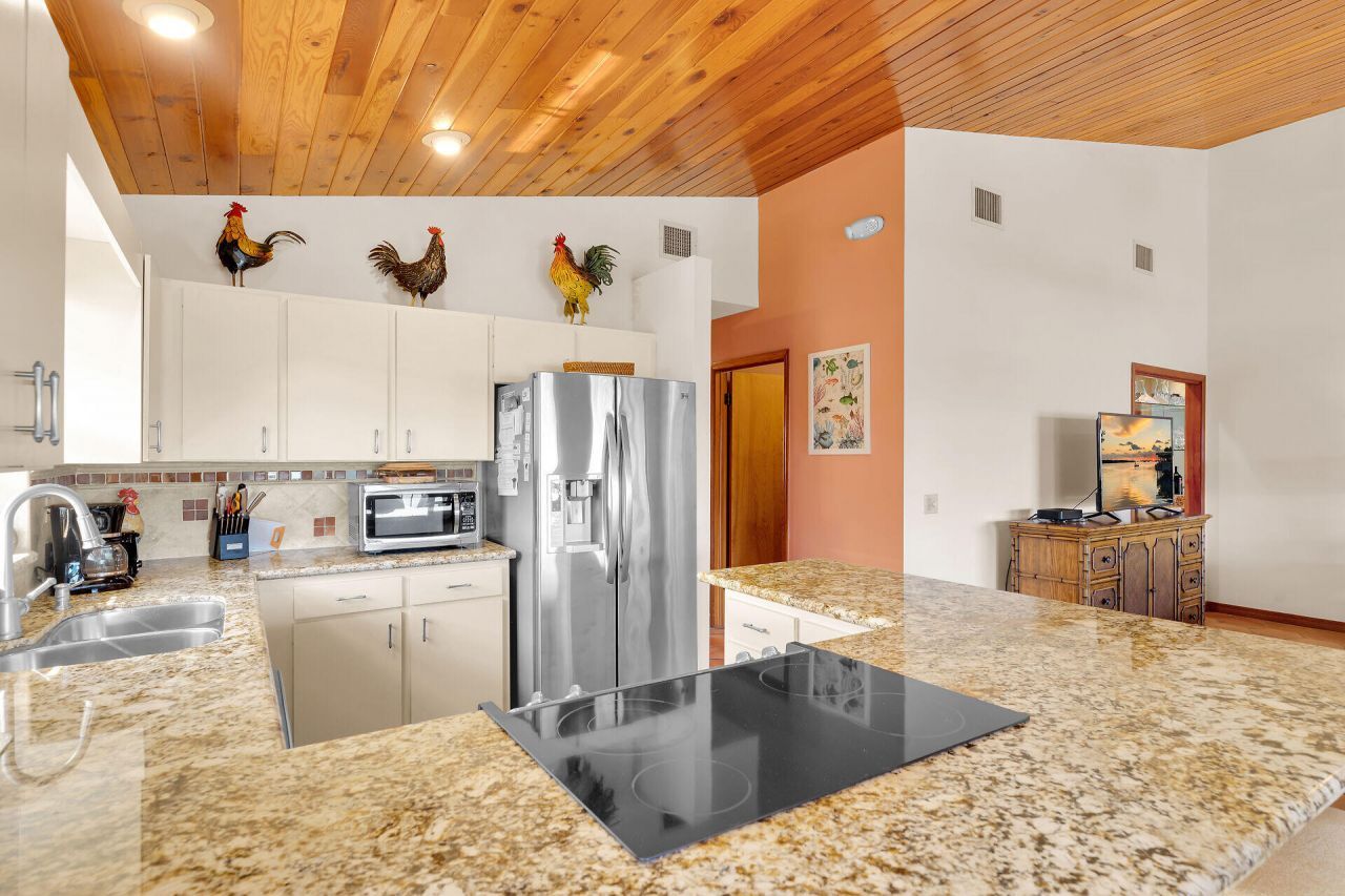 580 9th Street, Key Colony, FL 33051 Photo