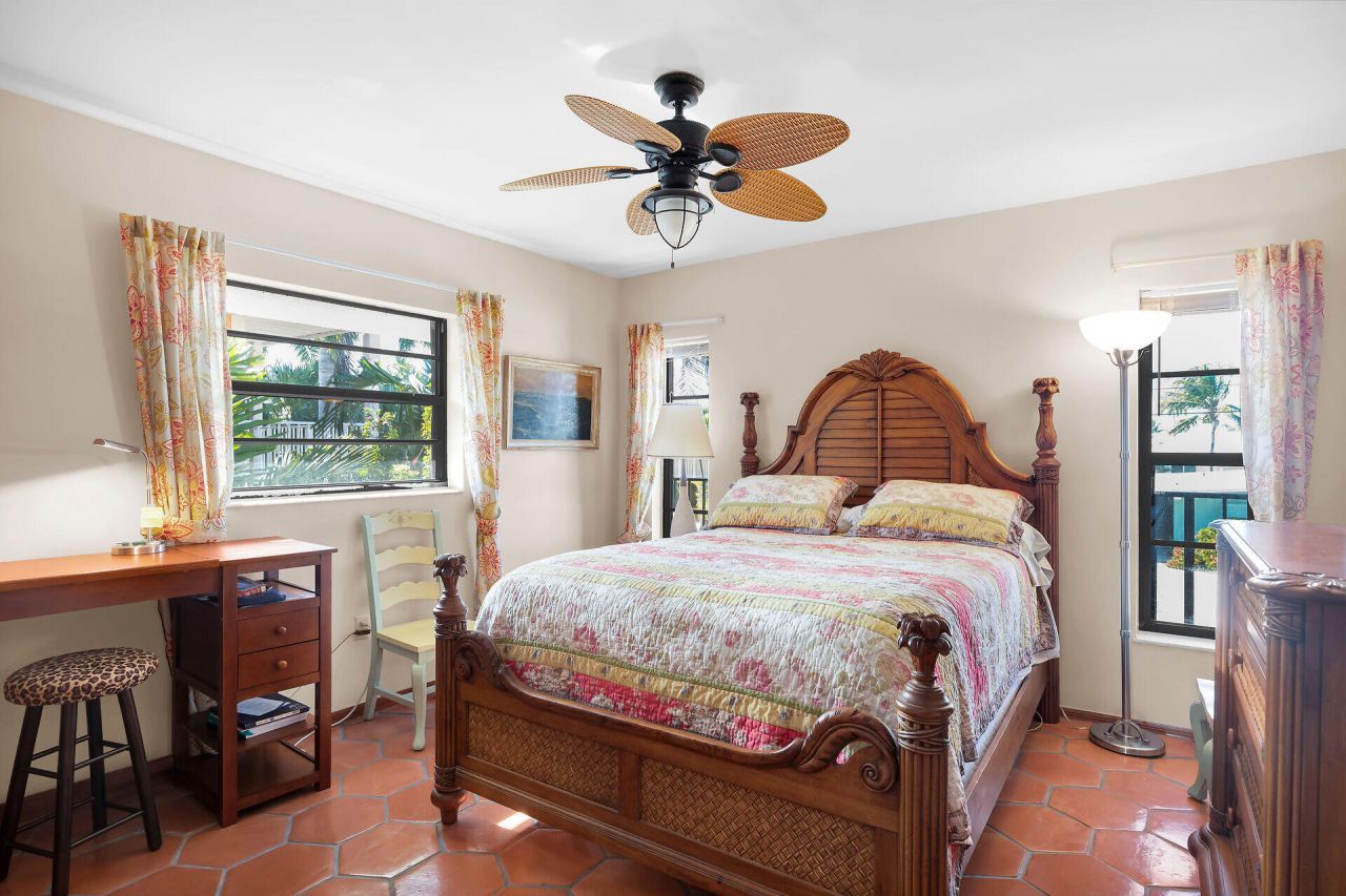 580 9th Street, Key Colony, FL 33051 Photo