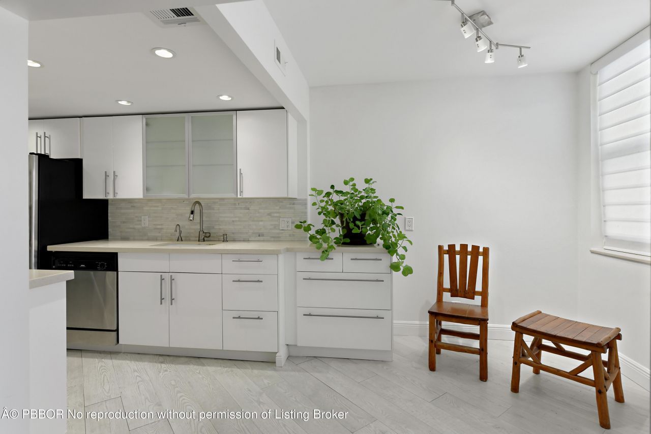 2860 S Ocean Boulevard, Unit 311, Palm Beach, FL 33480 Photo