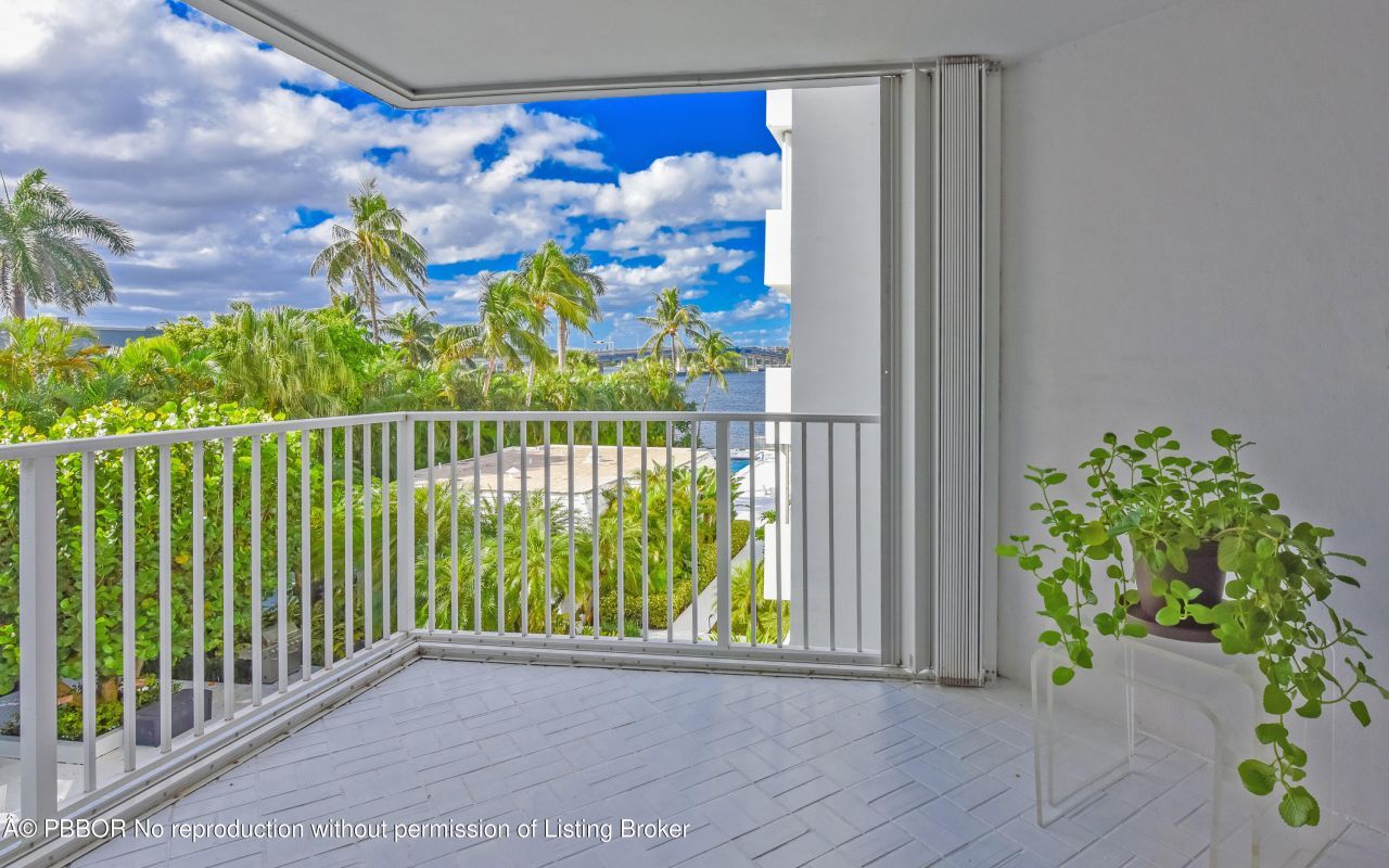 2860 S Ocean Boulevard, Unit 311, Palm Beach, FL 33480 Photo