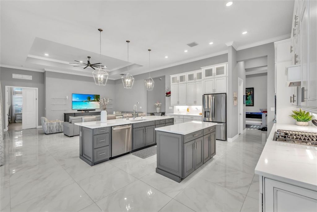 7947 E Juniper Dr, Parkland, FL 33067 Photo