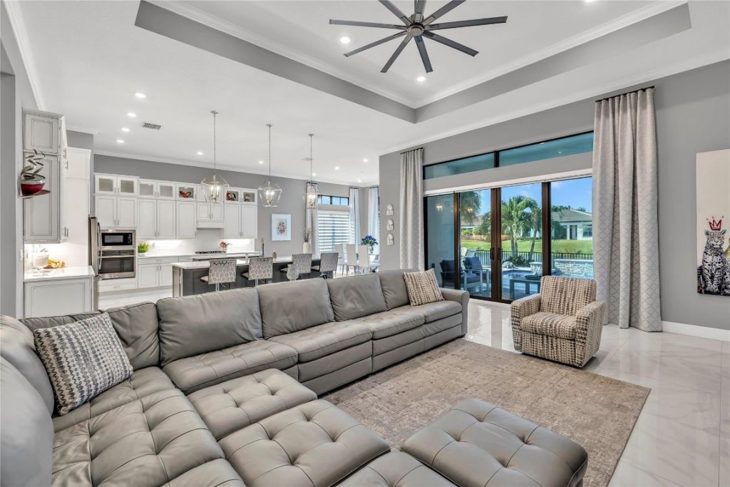 7947 E Juniper Dr, Parkland, FL 33067 Photo