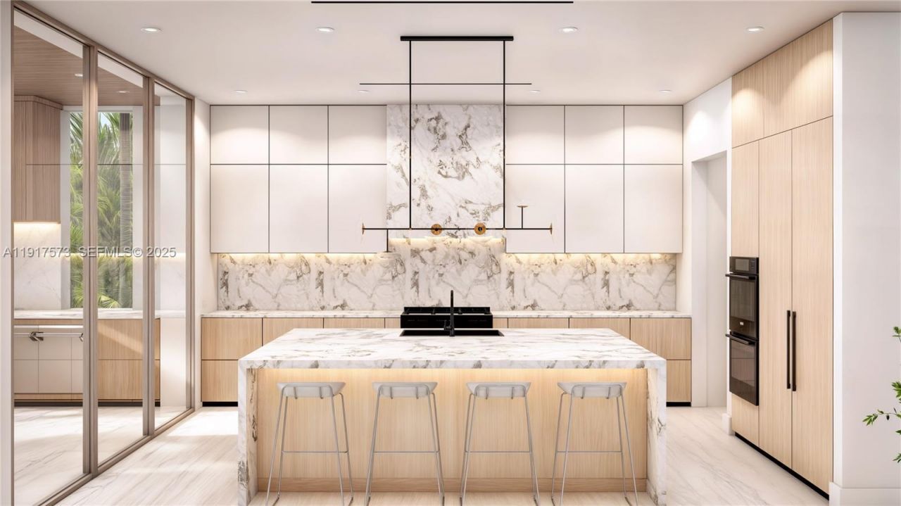 5890 SW 82nd St , South Miami, FL 33143 Photo