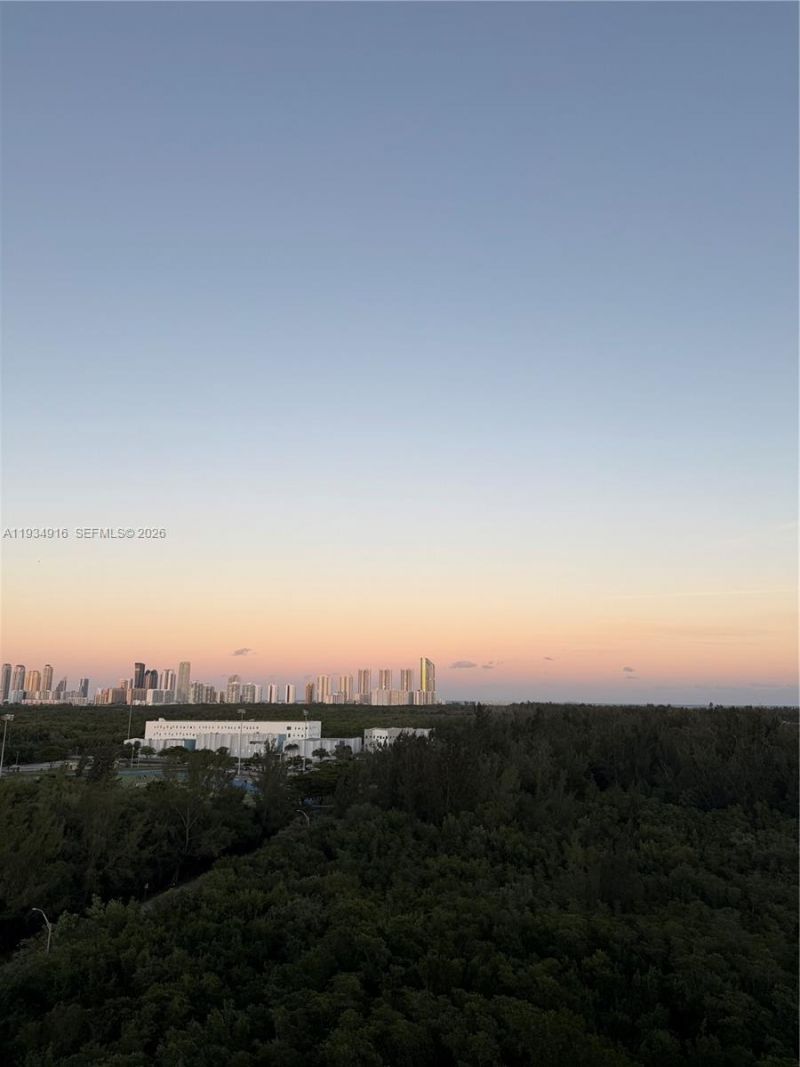 15051 N Royal Oaks Ln, Unit 1204, North Miami, FL 33181 Photo