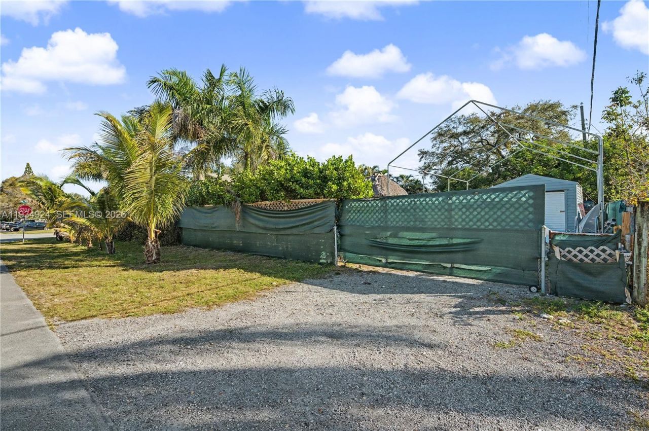 2864 SW 16th St, Fort Lauderdale, FL 33312 Photo