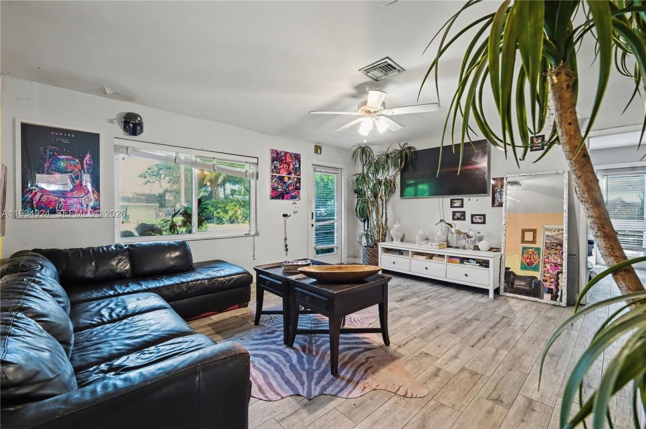 2864 SW 16th St, Fort Lauderdale, FL 33312 Photo