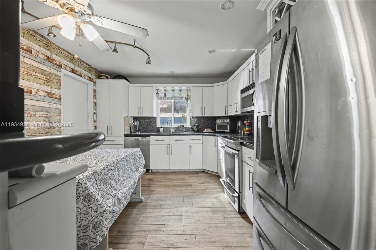 2864 SW 16th St, Fort Lauderdale, FL 33312 Photo