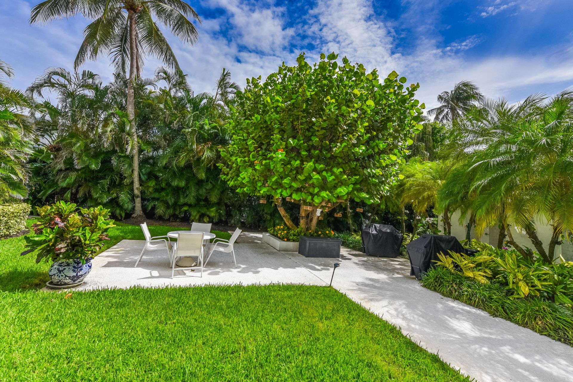 2860 S Ocean Boulevard, Unit 311, Palm Beach, FL 33480 Photo