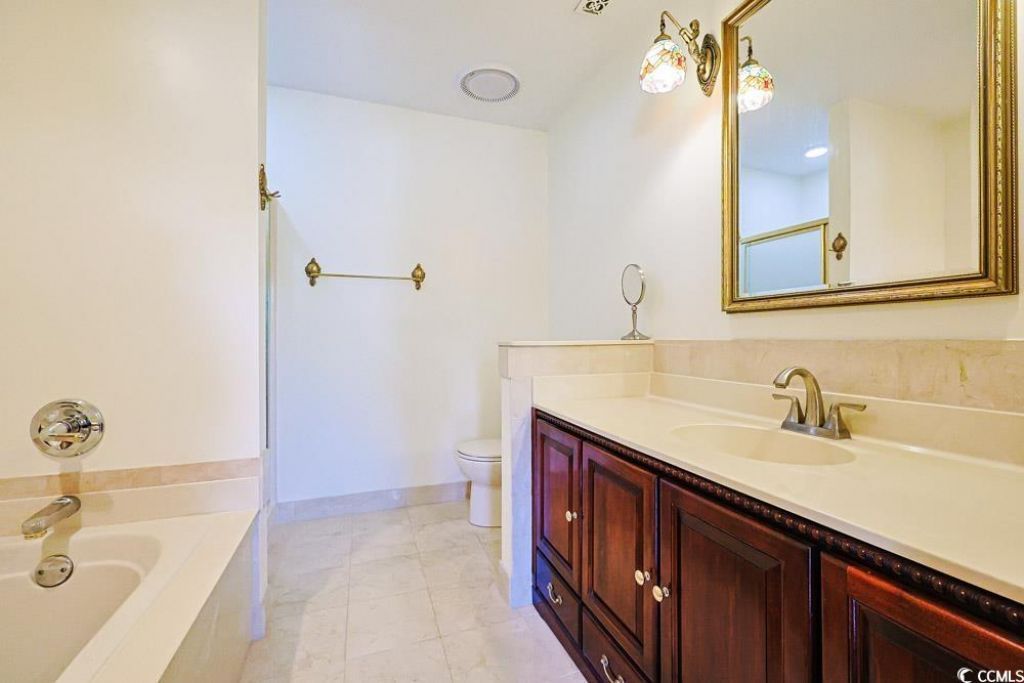 221 Lander Dr. Photo 17