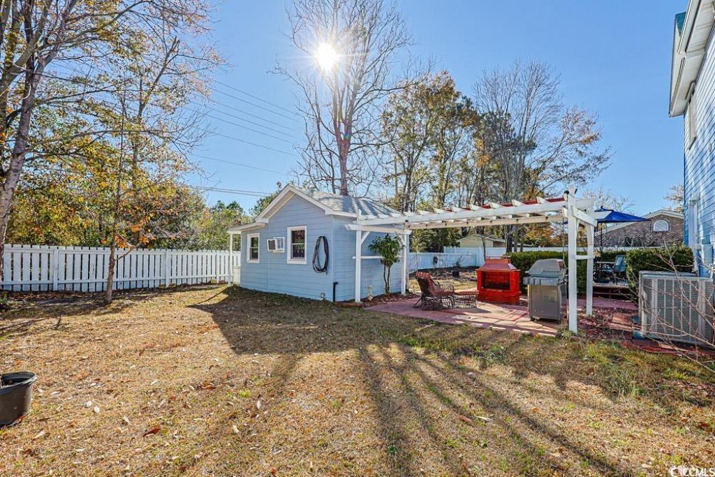 221 Lander Dr. Photo 31