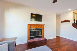 221 Lander Dr. photo 4