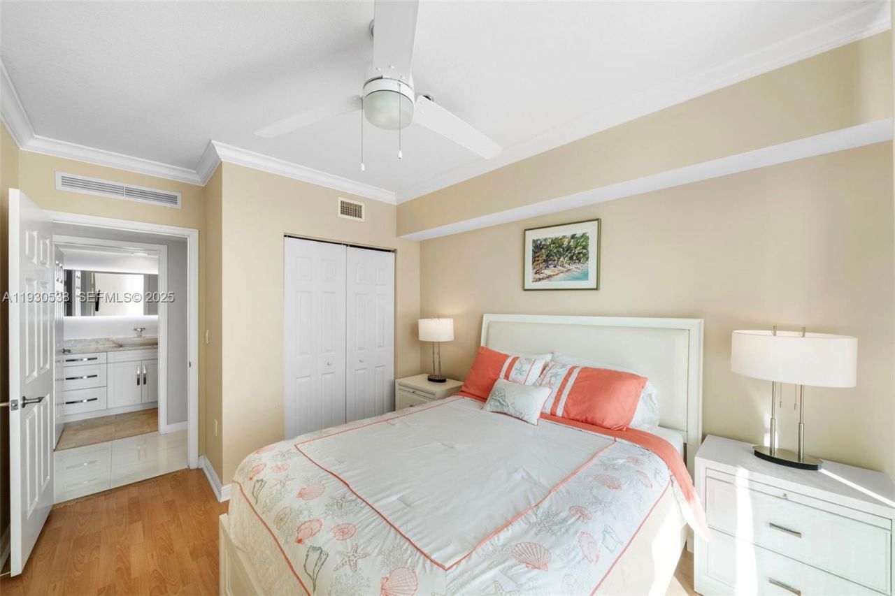 1755 E Hallandale Beach Blvd, Unit 2103E, Hallandale Beach, FL 33009 Photo