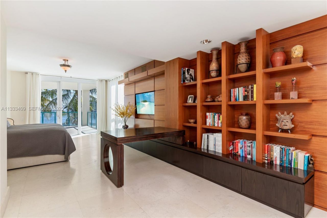 1660 W Glencoe St , Unit 302, Coconut Grove, FL 33133 Photo