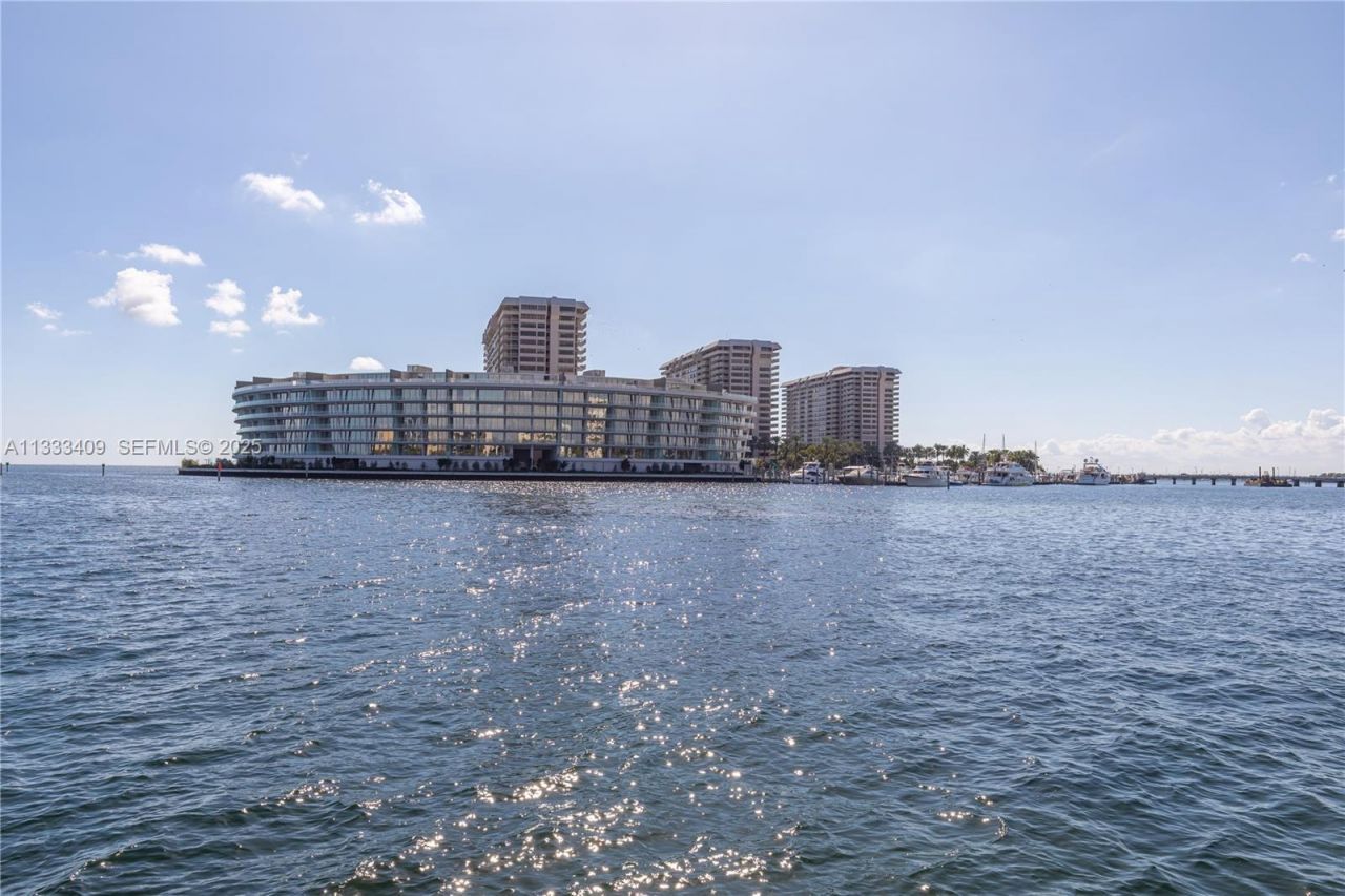 1660 W Glencoe St , Unit 302, Coconut Grove, FL 33133 Photo