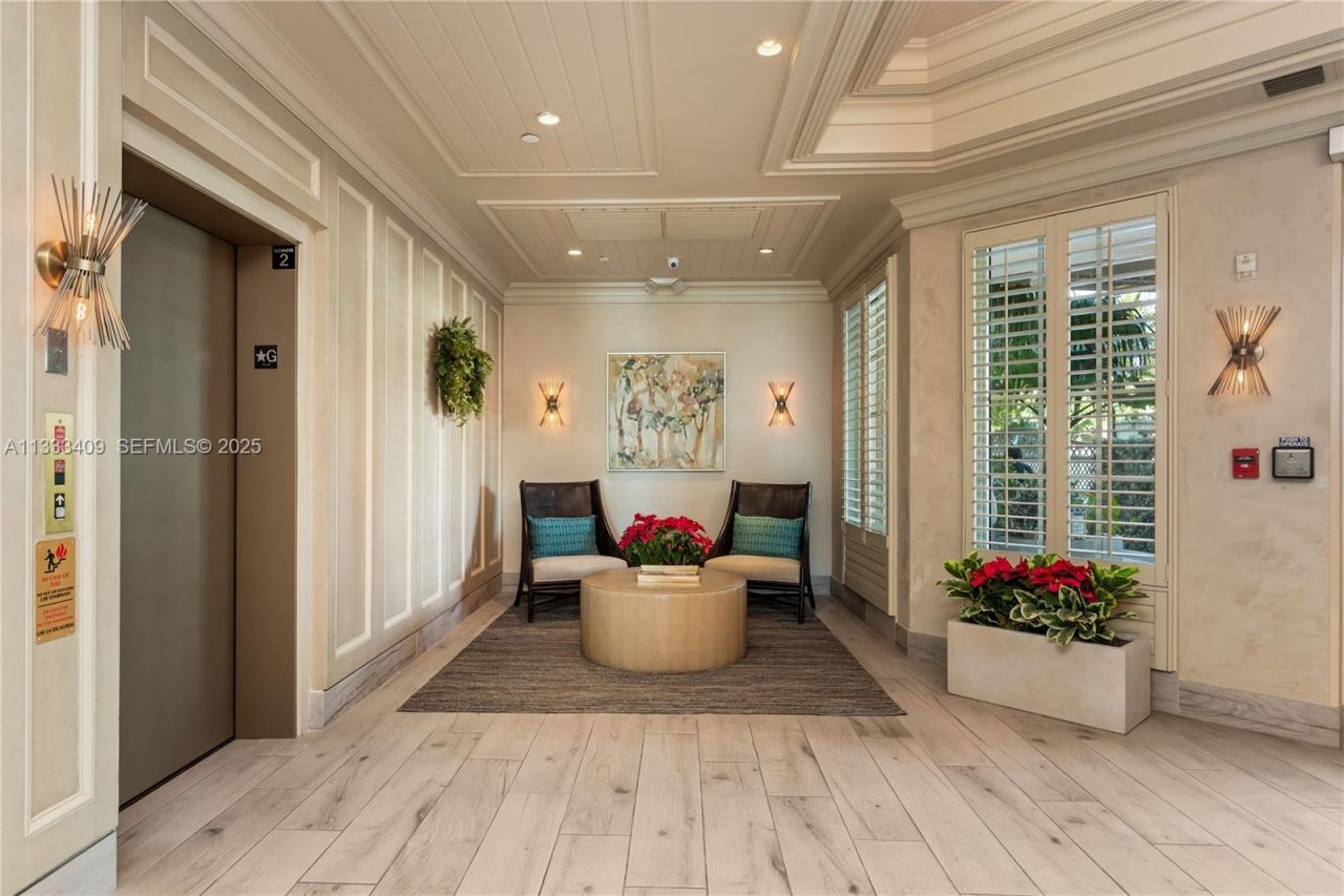 1660 W Glencoe St , Unit 302, Coconut Grove, FL 33133 Photo