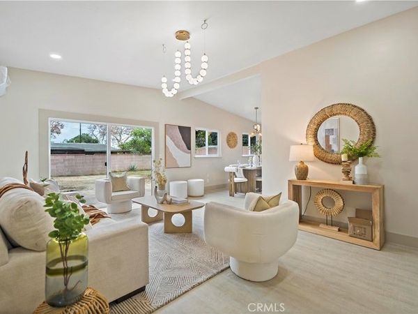 1042 Vineland, La Puente, CA 91746