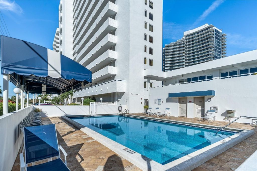 2200 NE 33rd Avenue, Unit 8G, Fort Lauderdale, FL 33305 Photo