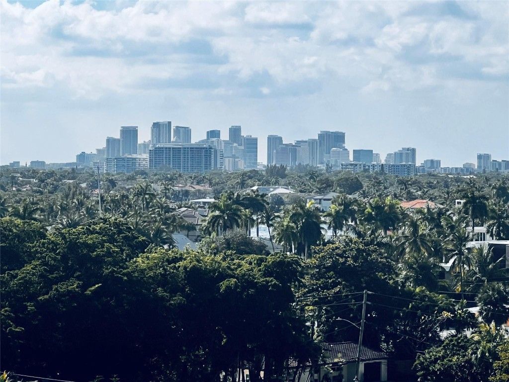 2200 NE 33rd Avenue, Unit 8G, Fort Lauderdale, FL 33305 Photo