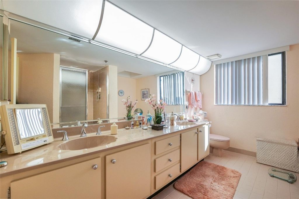 7200 Radice Court, Unit 203, Lauderhill, FL 33319 Photo