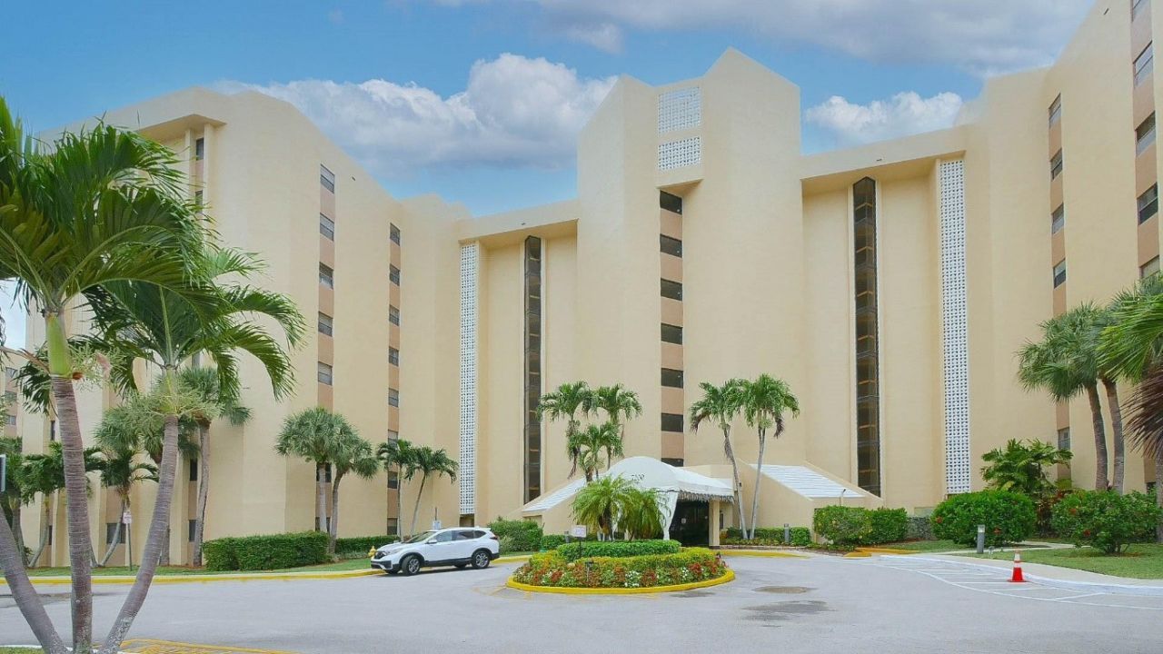 7200 Radice Court, Unit 203, Lauderhill, FL 33319 Photo